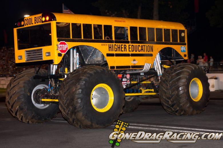 englishtown-thrill-show-july2011-114.jpg