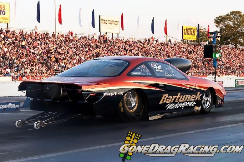Keywords: Drag Racing Englishtown Raceway Park E-town Jet Monster Trucks Snap-on Night of Thrills