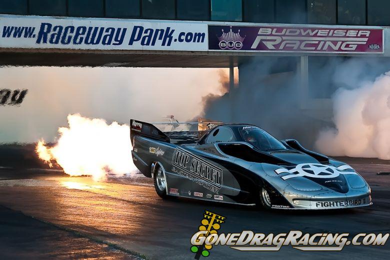Keywords: Drag Racing Englishtown Raceway Park E-town Jet Monster Trucks Snap-on Night of Thrills