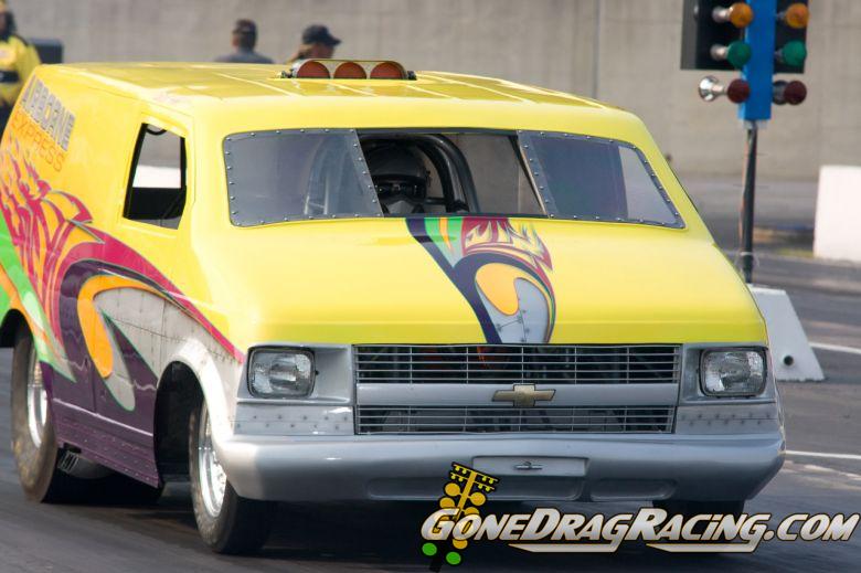 Keywords: Drag Racing Maple Grove Super Chevy Show