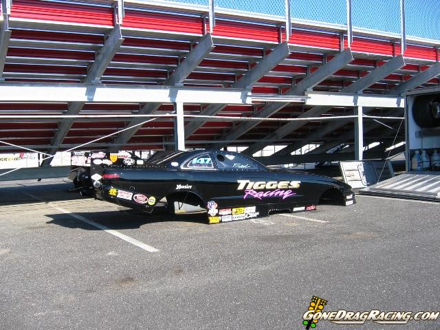 Alcohol Funny Cars Friday and Saturday!
Thanks to Fred Tigges for letting me get up close and personal.  
